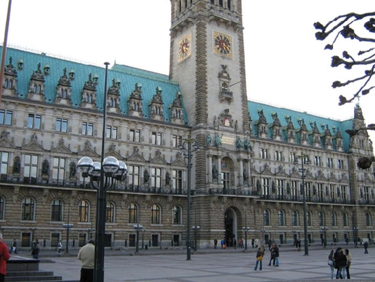 Pension Am Rathaus Hamburg Dış mekan fotoğraf